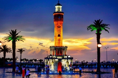 İzmir Gezilecek Yerler Nerelerdir?