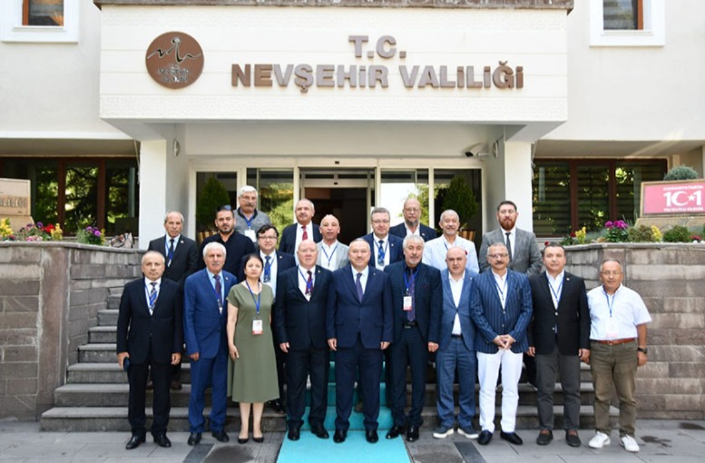 Gazetecilik mesleğinin geleceği Nevşehir'de masaya yatırılıyor!