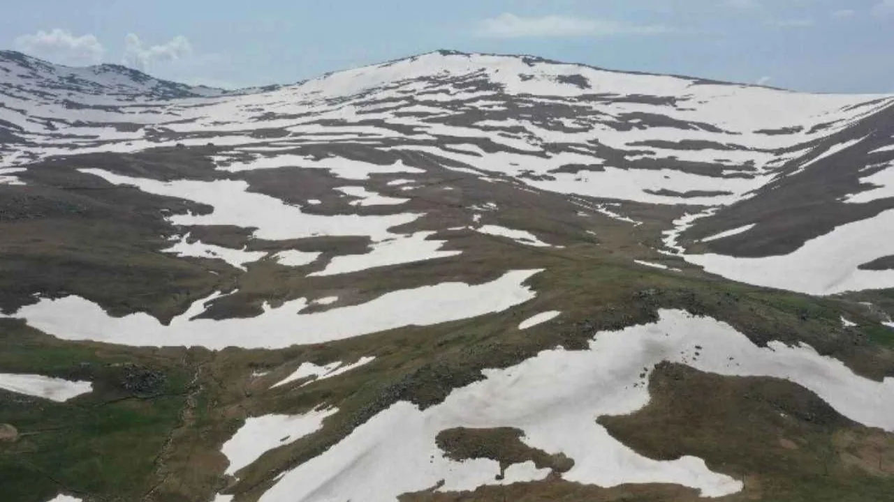 Karadeniz’e dev kayak merkezi!