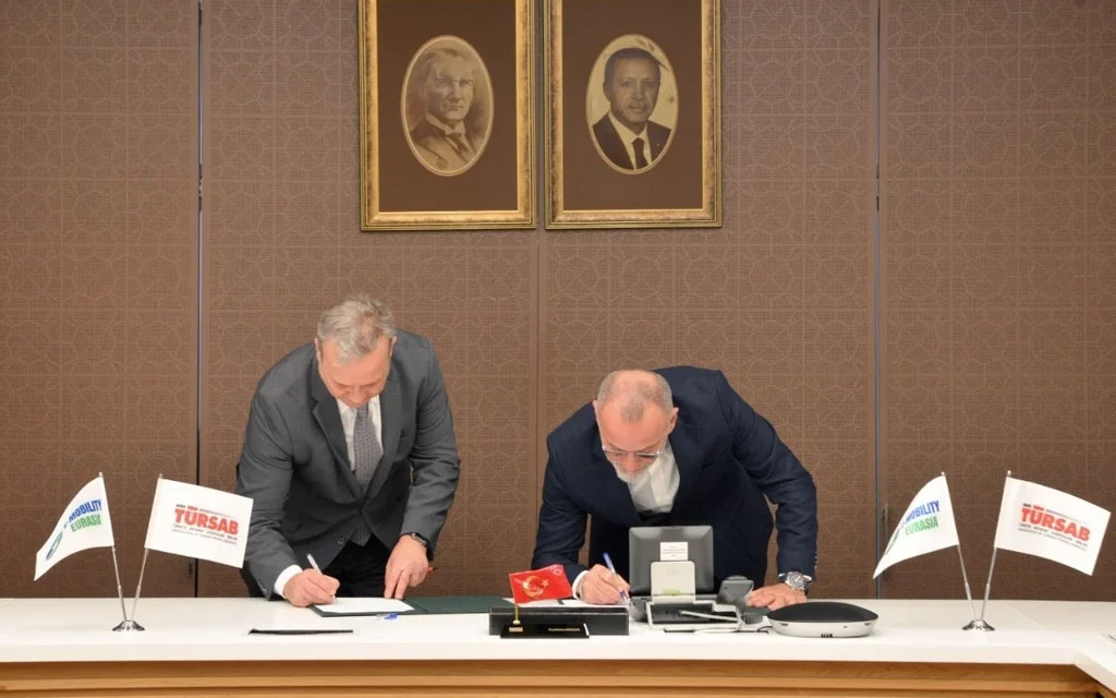 Turizm taşımacılığında yeni dönemi! TÜRSAB imzayı attı